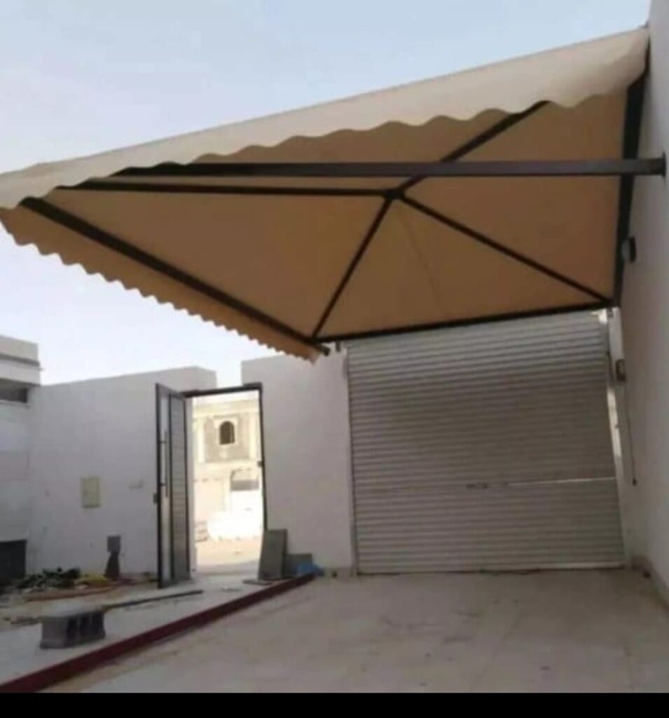 مظلات المداخل ومواقف السيارات
