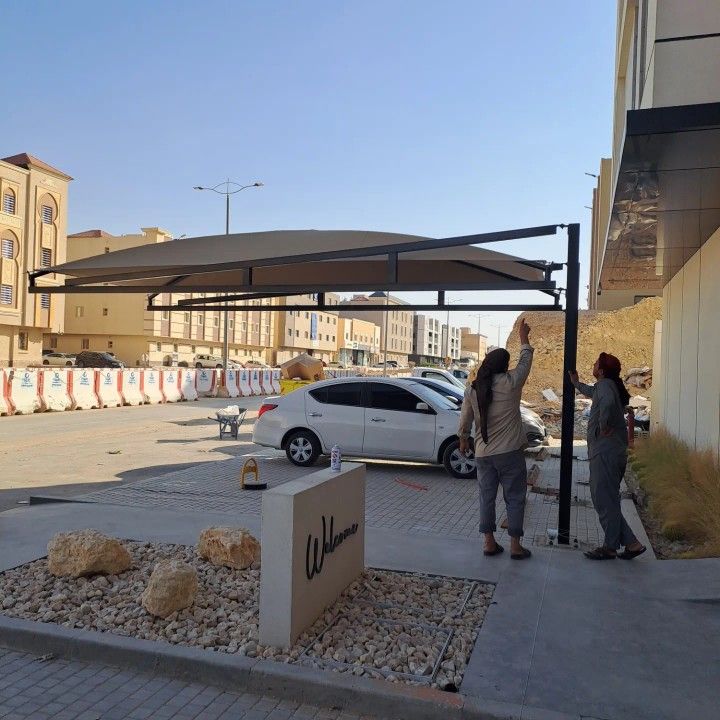 مظلات سيارات خارجية